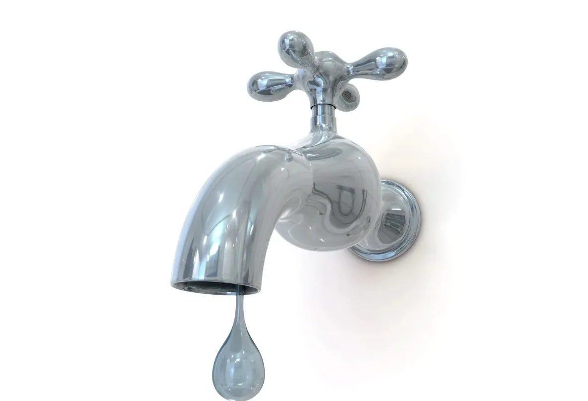 robinet fermé qui goutte